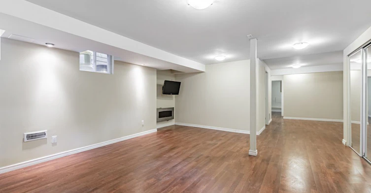 Lower-20 Kildonan Drive, Toronto, ON, M1N 3B5 - 5