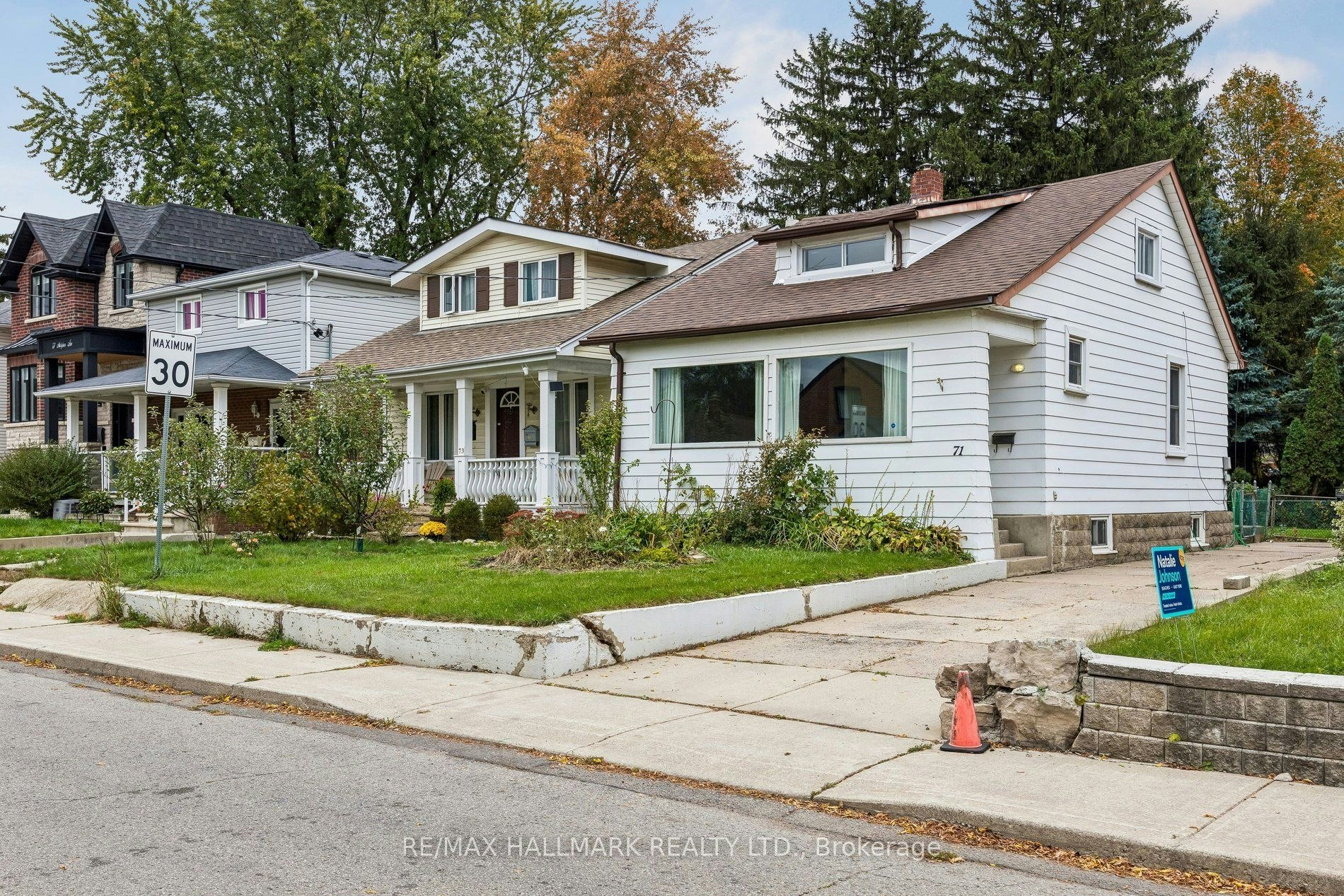 71 Meighen Avenue, Toronto, ON, M4B 2H4