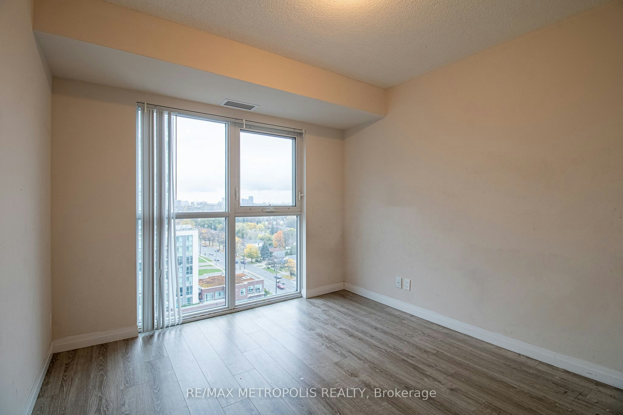 1502-2152 Lawrence Avenue E, Toronto, ON, M1R 0B5 - 10