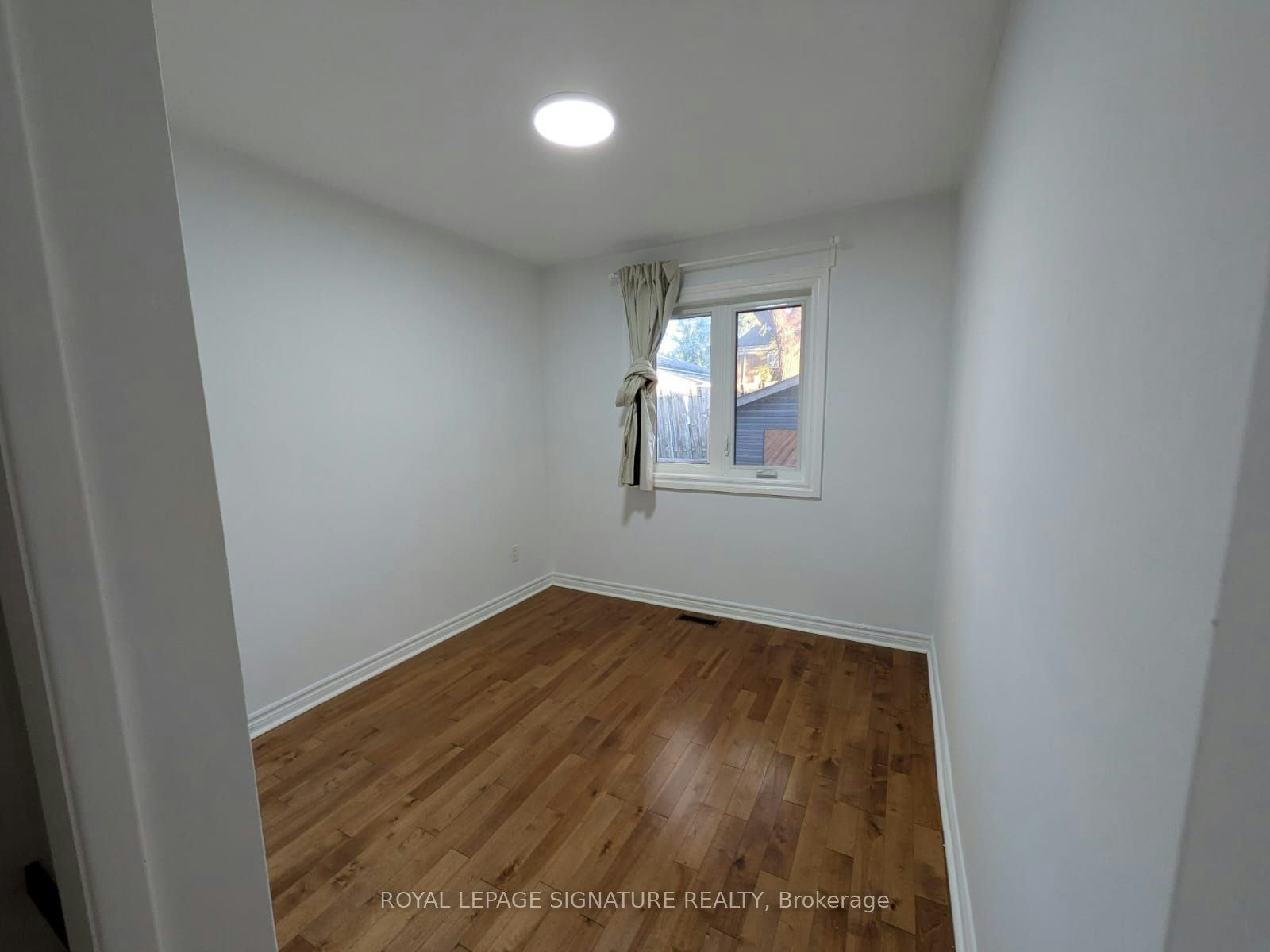 26 Trinnell Boulevard, Toronto, ON, M1L 1S5 - 9