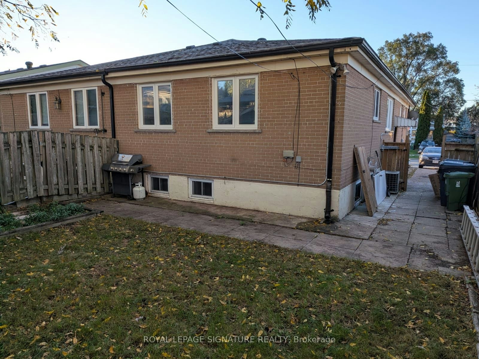 26 Trinnell Boulevard, Toronto, ON, M1L 1S5 - 11