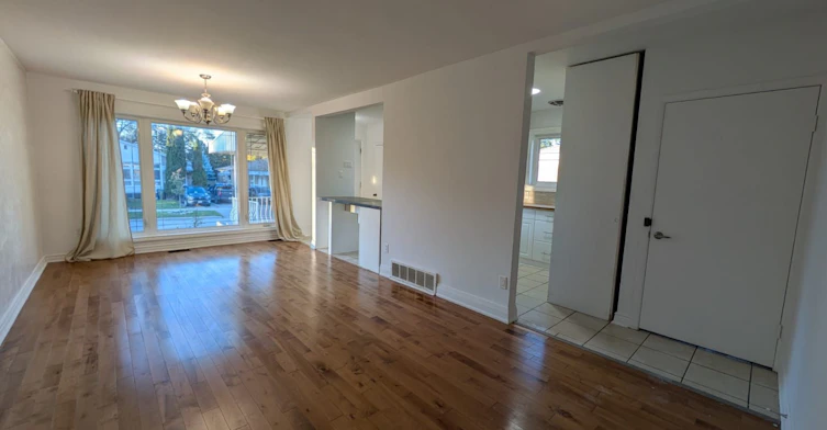 26 Trinnell Boulevard, Toronto, ON, M1L 1S5 - 2