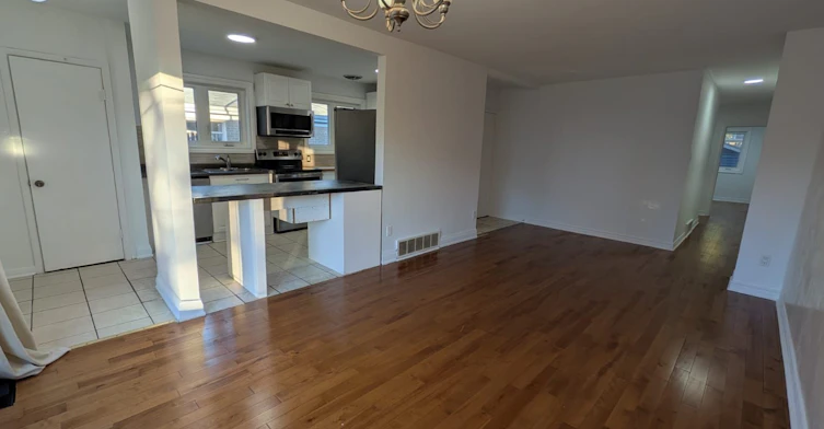 26 Trinnell Boulevard, Toronto, ON, M1L 1S5 - 3