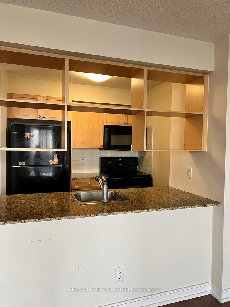 2804-151 Village Green Square, Toronto, ON, M1S 0K5 - 3