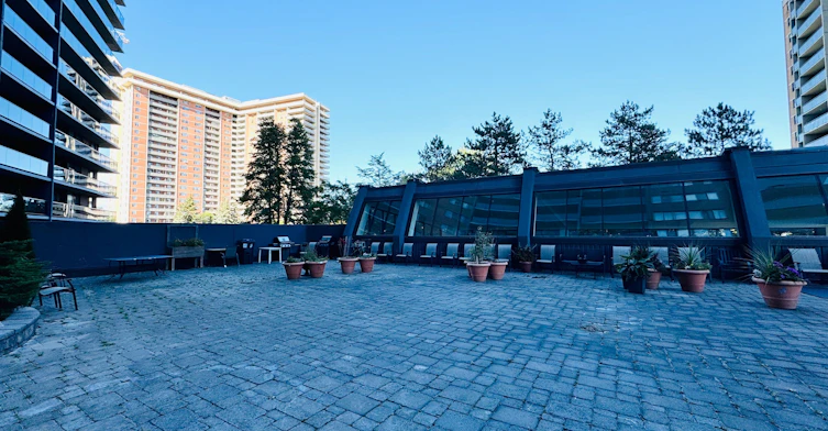 1404-757 Victoria Park Avenue E, Toronto, ON, M4C 5N8 - 32