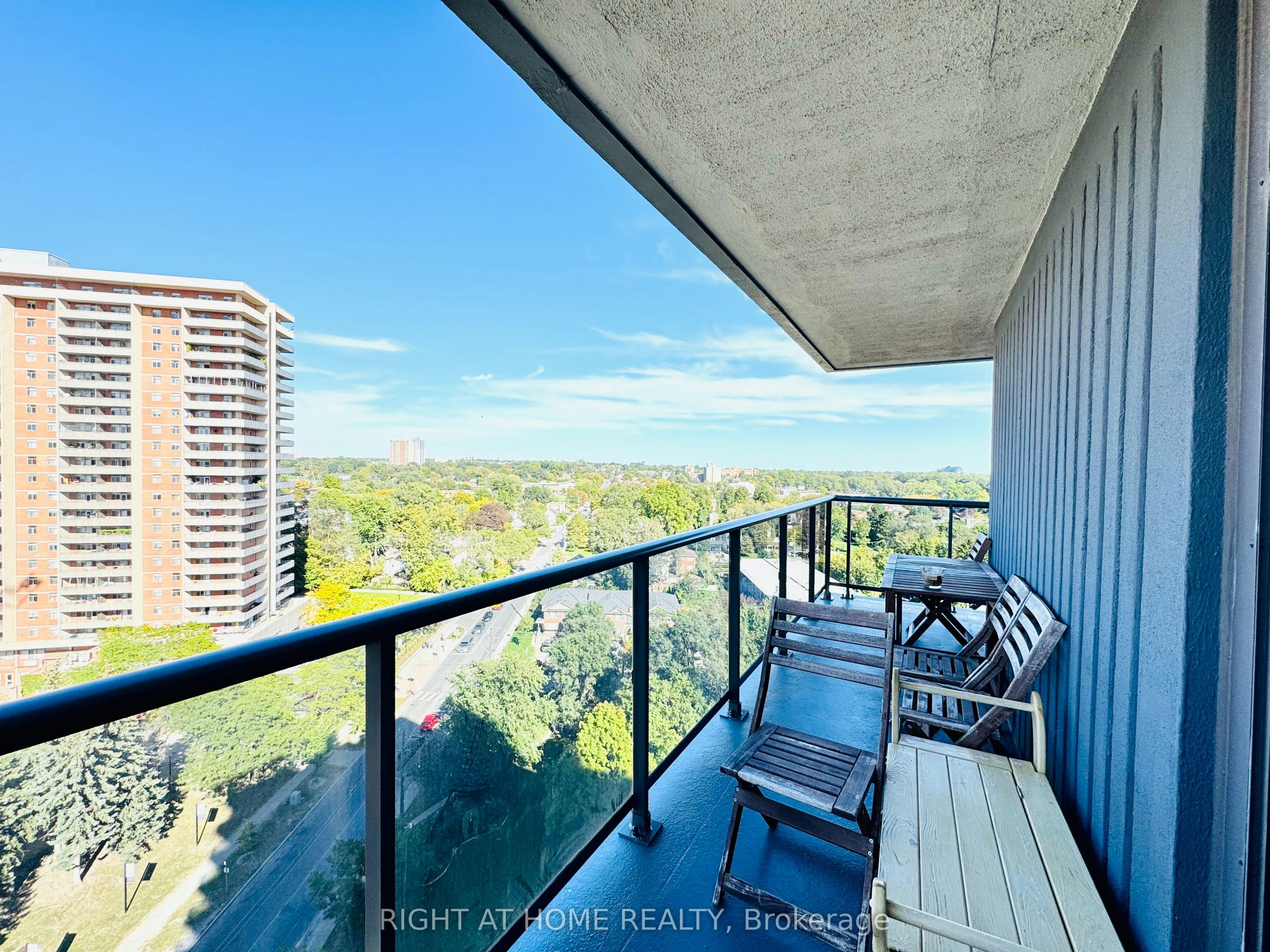 1404-757 Victoria Park Avenue E, Toronto, ON, M4C 5N8 - 20