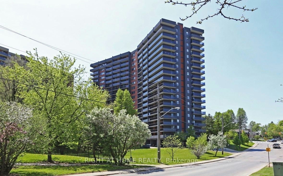 1404-757 Victoria Park Avenue E, Toronto, ON, M4C 5N8