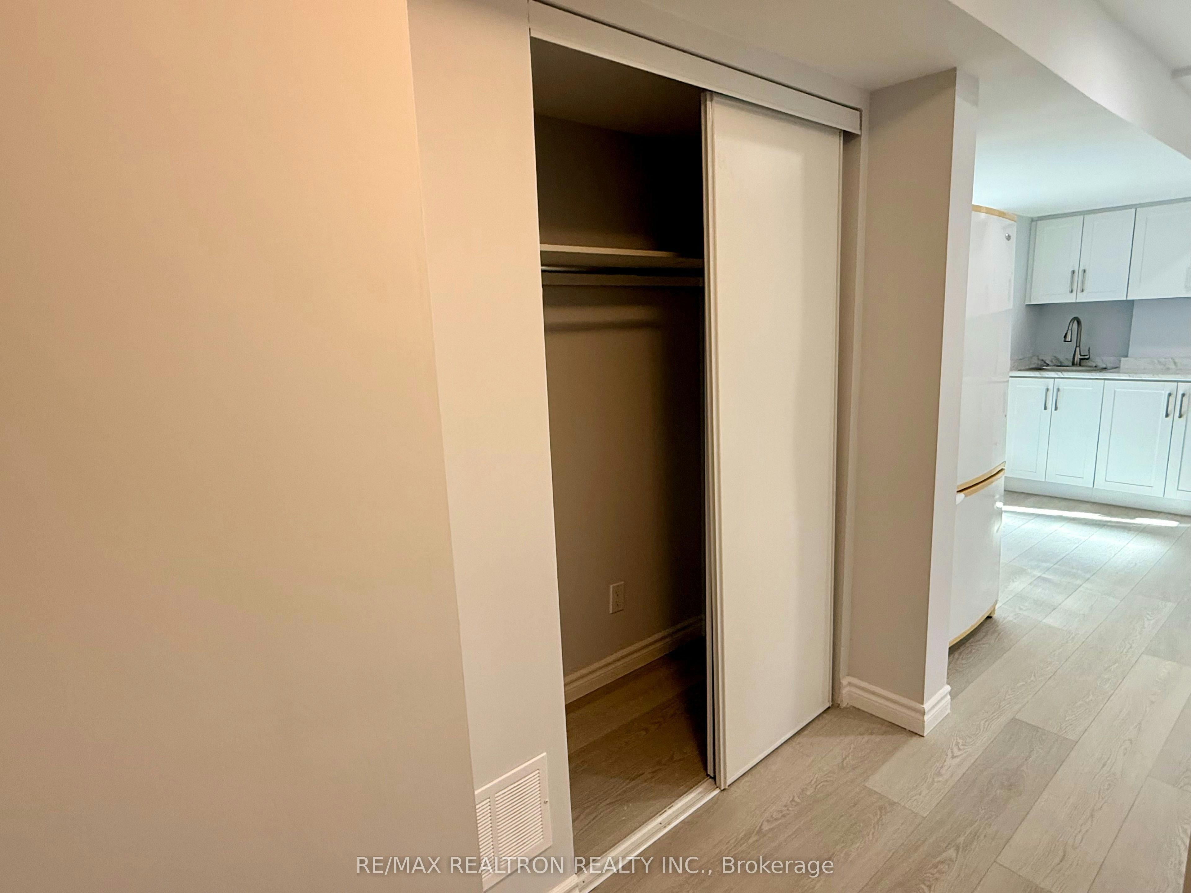 Bsmnt-1520 Sandhurst Crescent, Pickering, ON, L1V 6Y6 - 10