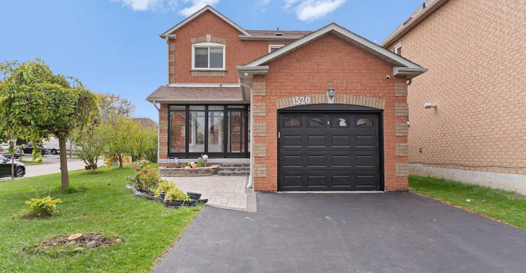 Bsmnt-1520 Sandhurst Crescent, Pickering, ON, L1V 6Y6