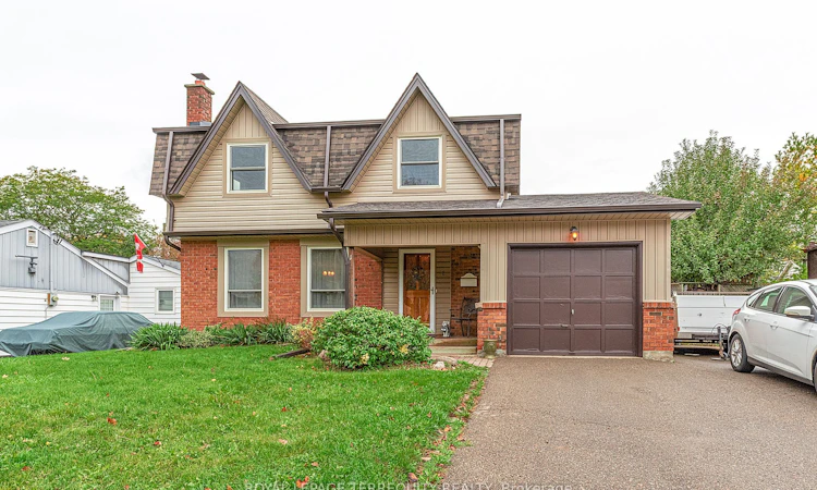 1 Wishbone Crescent
