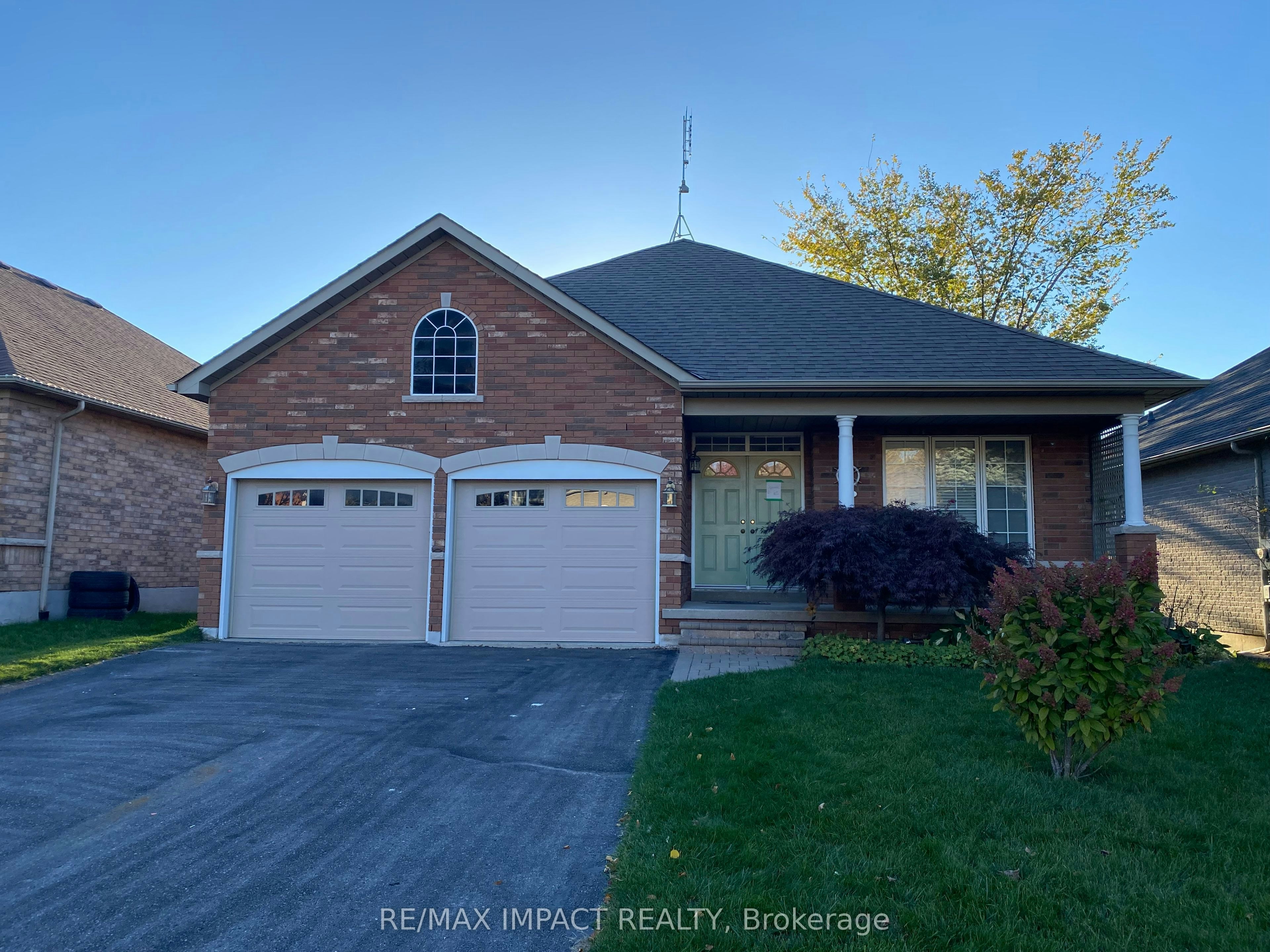 MAIN-1452 Greenvalley Trail, Oshawa, ON, L1K 2N6
