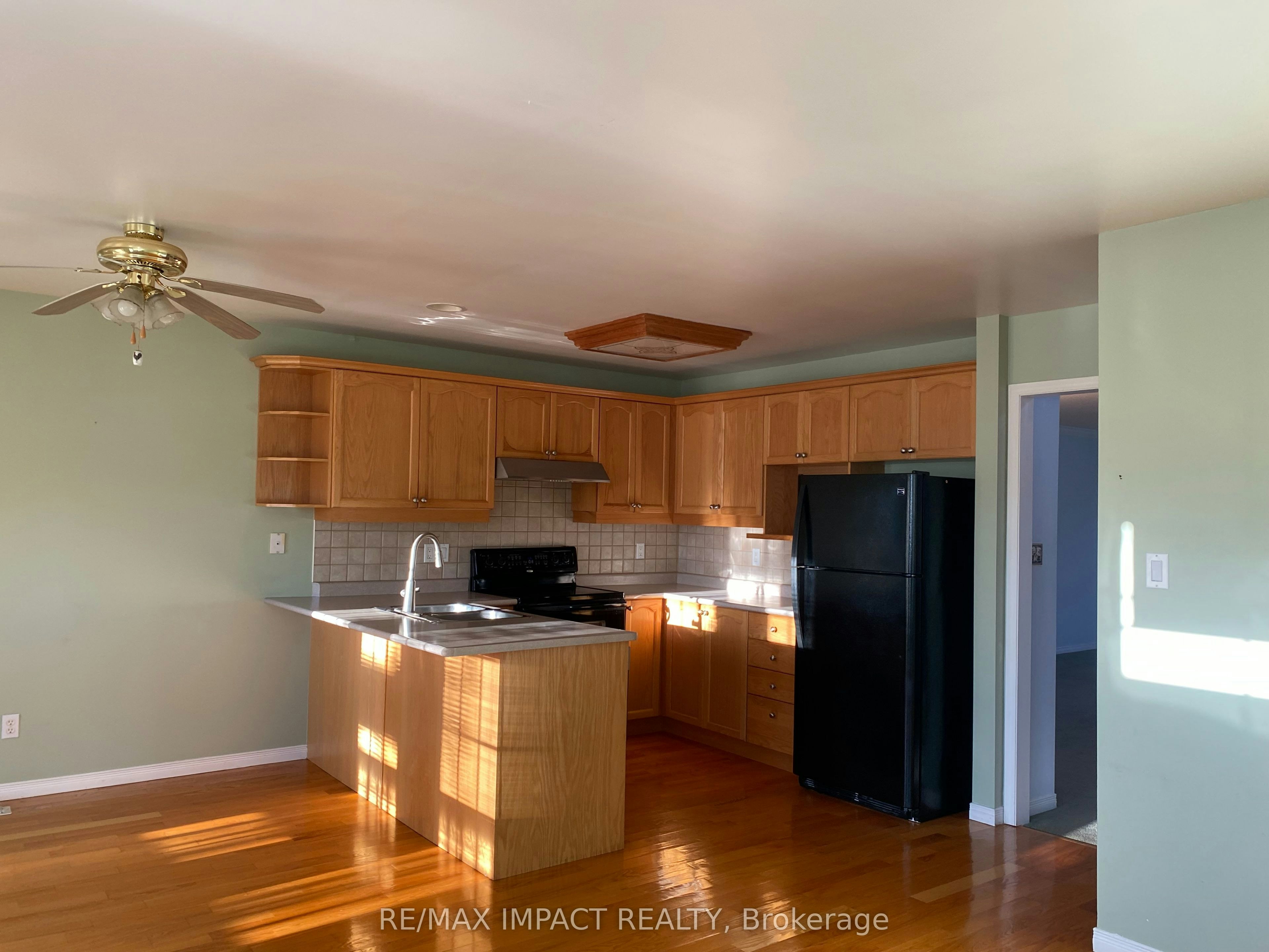 MAIN-1452 Greenvalley Trail, Oshawa, ON, L1K 2N6 - 6