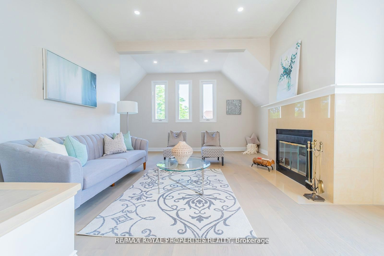 1639 Middleton Street S, Pickering, ON, L1X 2L5 - 6