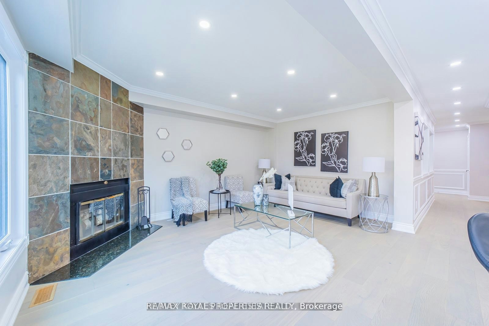 1639 Middleton Street S, Pickering, ON, L1X 2L5 - 8
