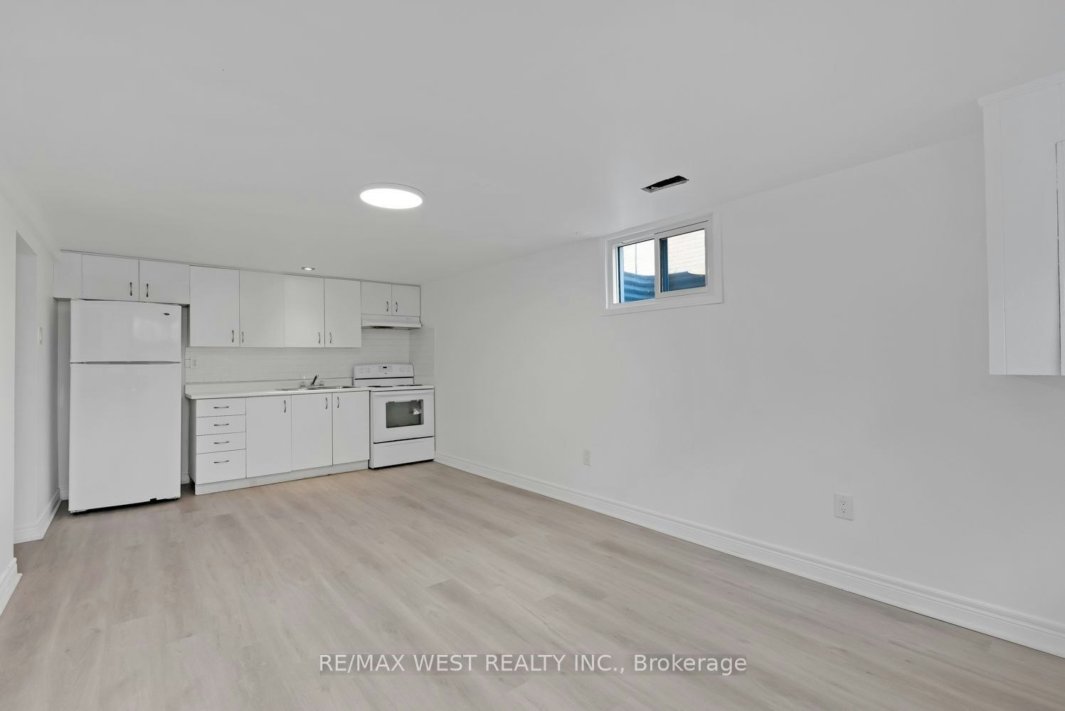 Basement-120 Bell Drive, Whitby, ON, L1N 2T2 - 8