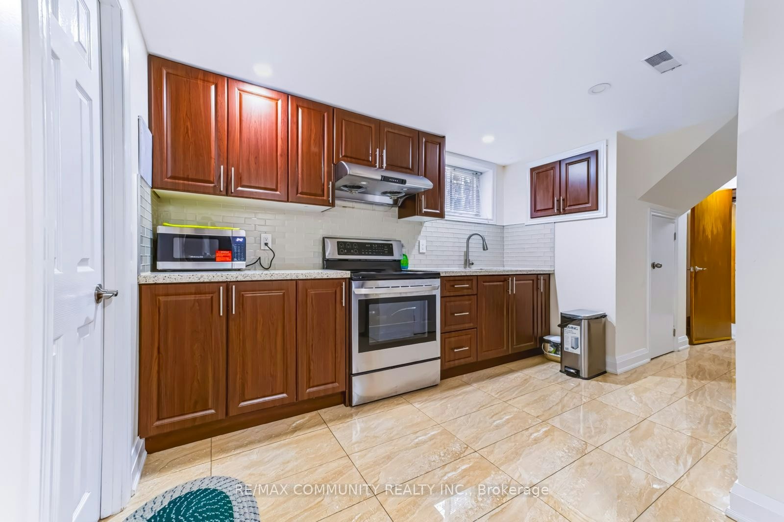 B3-238 Orton Park Road, Toronto, ON, M1G 3H4 - 6