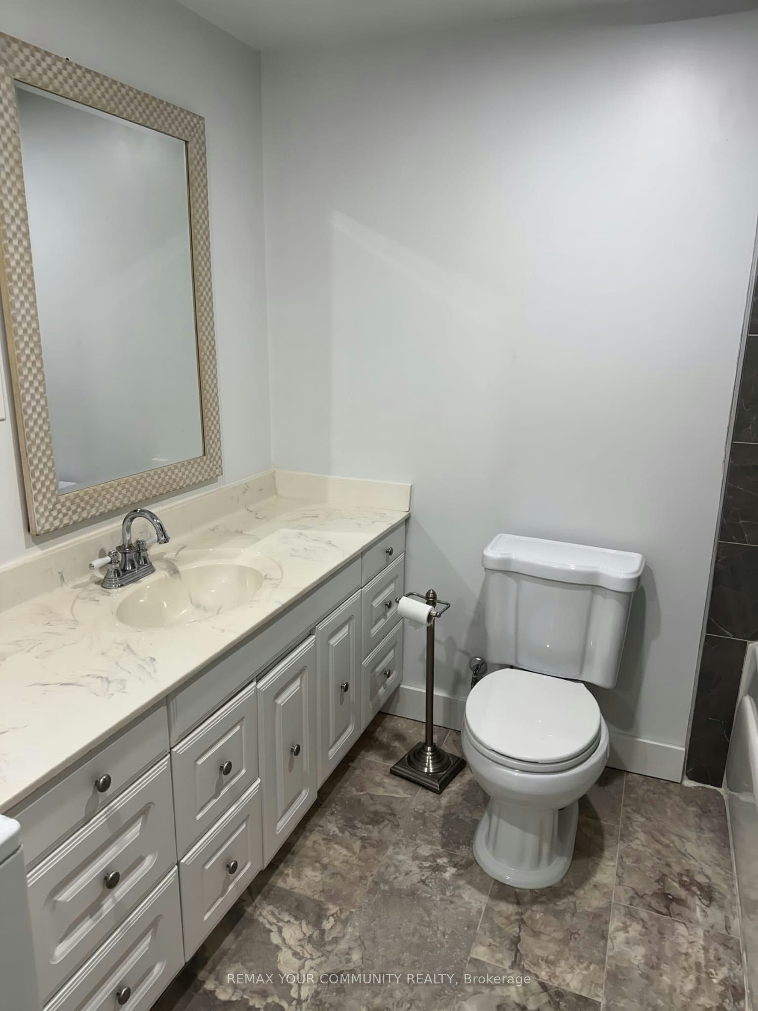Bsmt-533 Gardenview Square, Pickering, ON, L1V 4R7 - 7