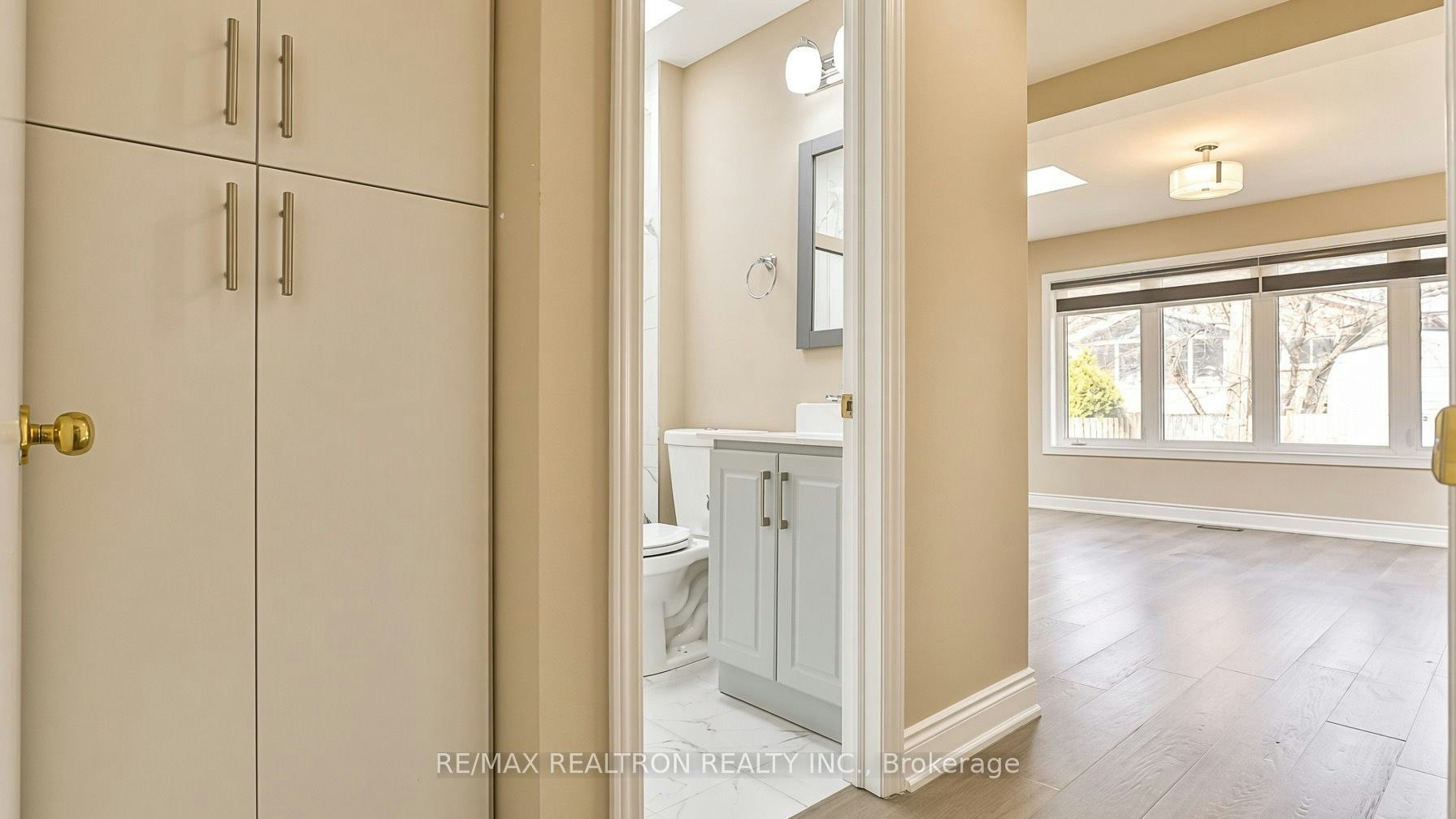 Upper-26 Nuffield Drive, Toronto, ON, M1E 1H4 - 6