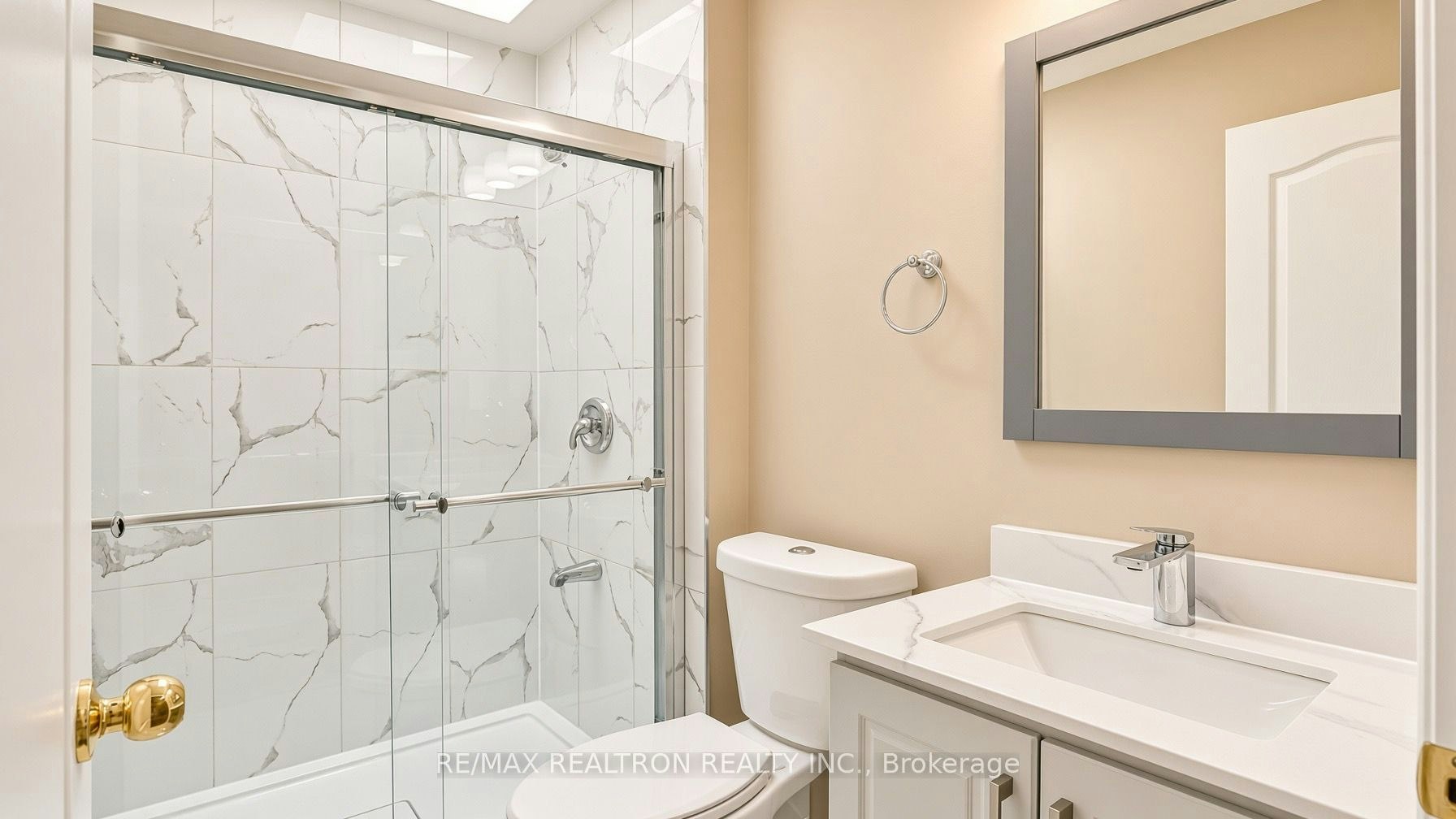 Upper-26 Nuffield Drive, Toronto, ON, M1E 1H4 - 10