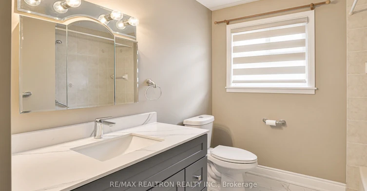 Upper-26 Nuffield Drive, Toronto, ON, M1E 1H4 - 5