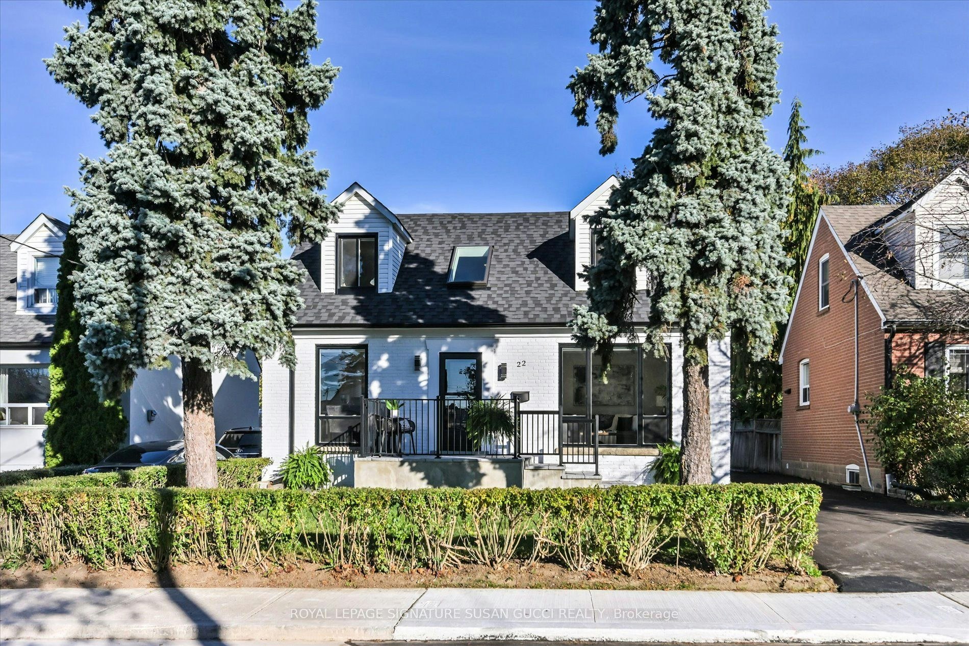 22 Holland Avenue, Toronto, ON, M4B 2C5