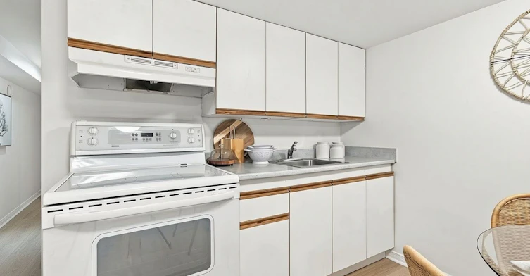 172 Central Park Boulevard S, Oshawa, ON, L1H 5W7 - 5