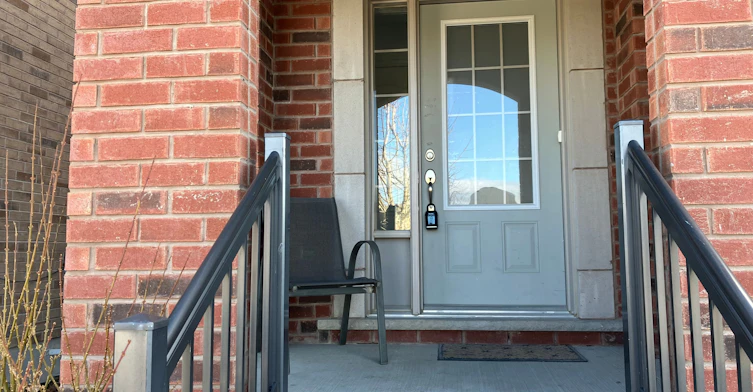 2448 Equestrian Crescent, Oshawa, ON, L1H 7K4 - 2