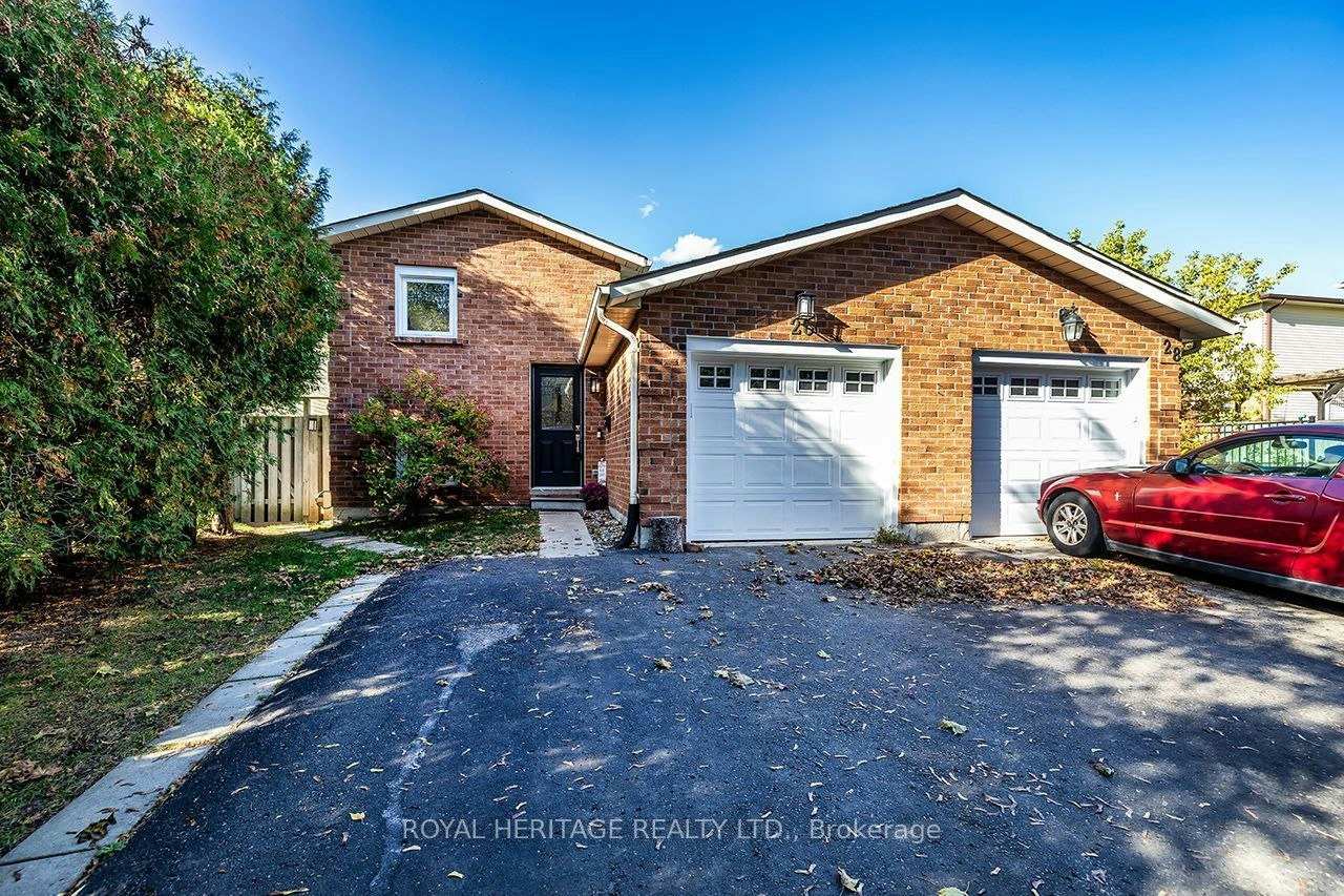 26 Hartsfield Drive, Clarington, ON, L1E 1M5