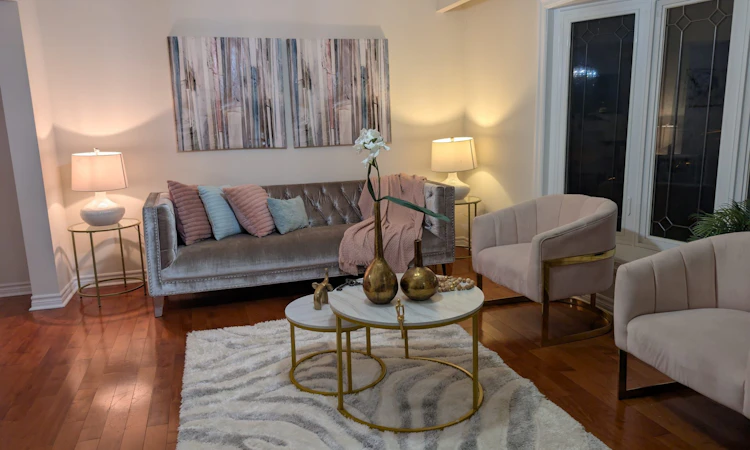 Upper-19 Starlake Drive