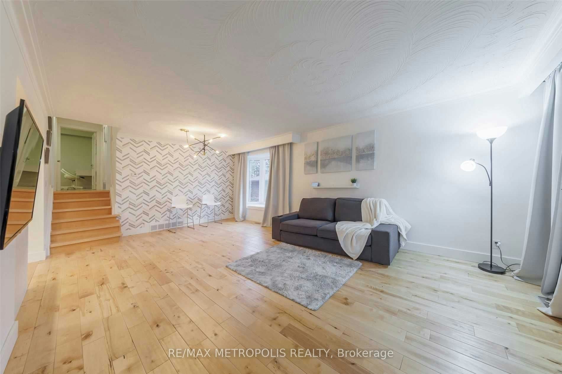 Main-21 Hills Road, Ajax, ON, L1S 2W2 - 3
