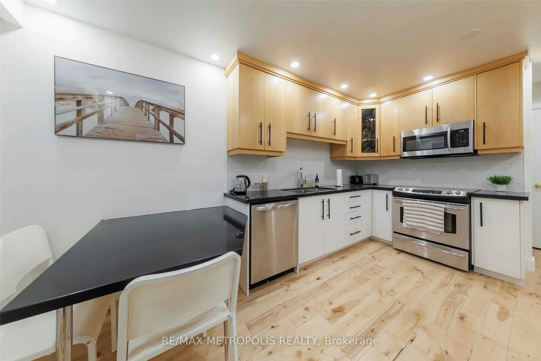 Main-21 Hills Road, Ajax, ON, L1S 2W2 - 5