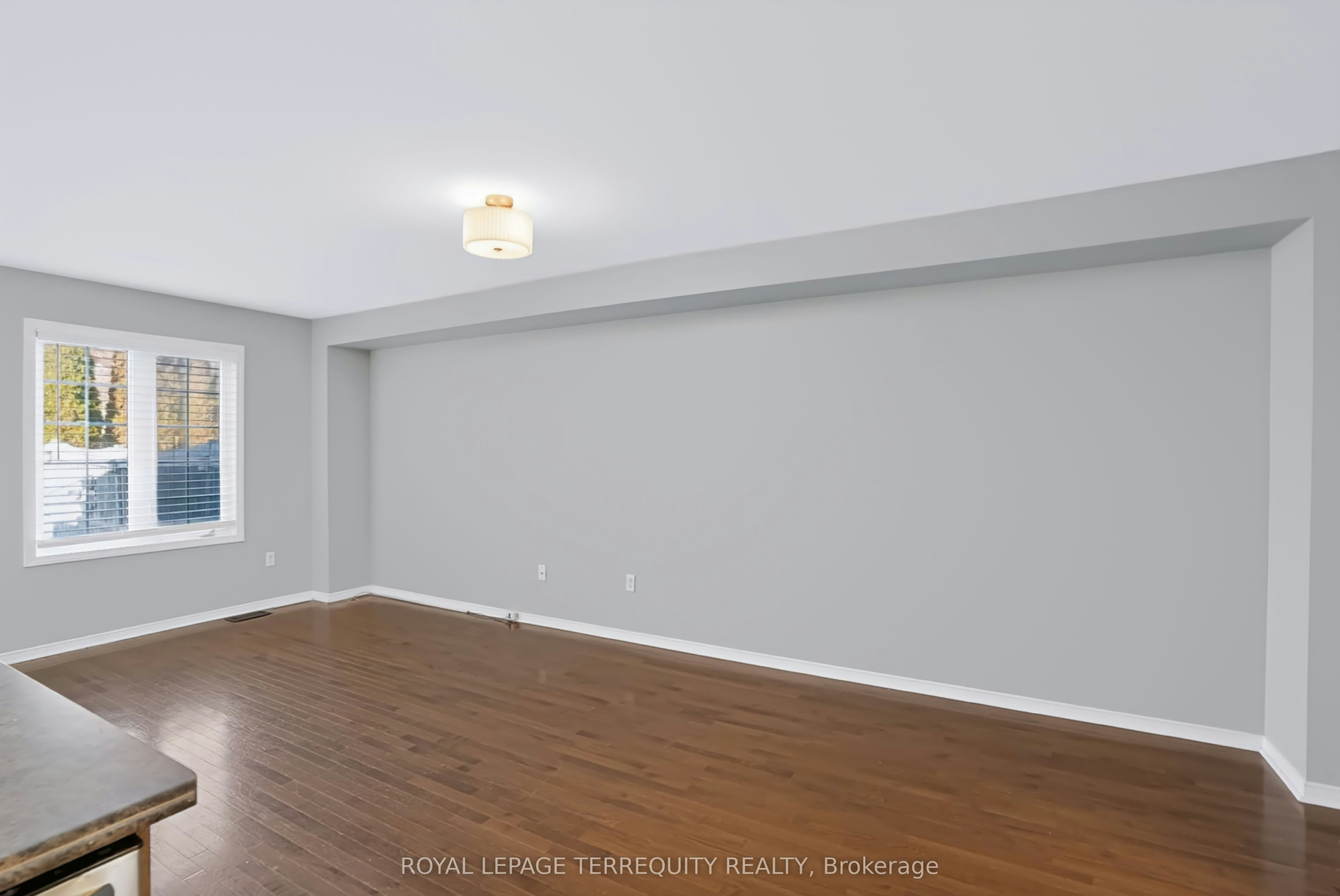 19-253 Sprucewood Crescent W, Clarington, ON, L1C 0G6 - 6