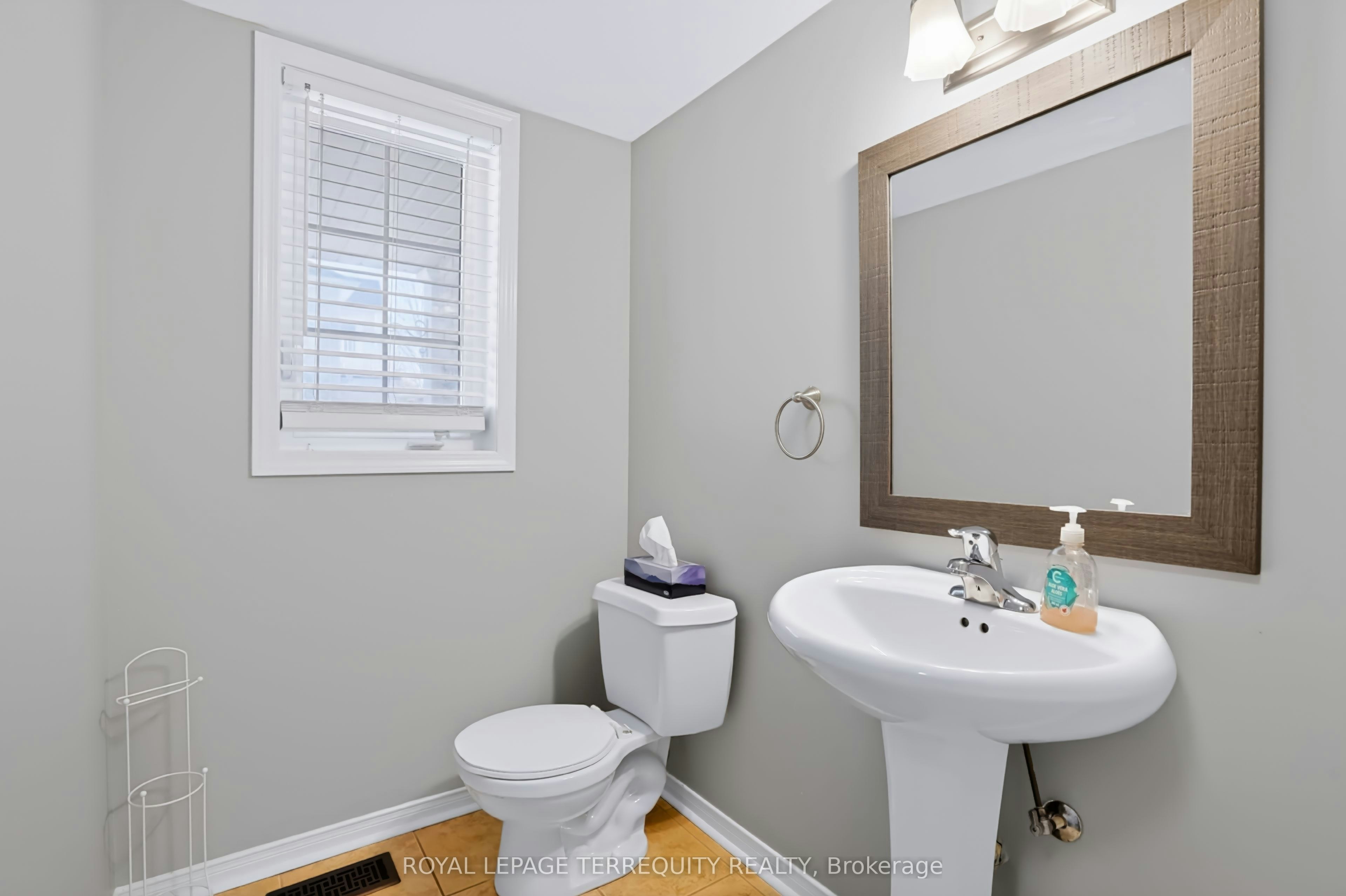 19-253 Sprucewood Crescent W, Clarington, ON, L1C 0G6 - 44