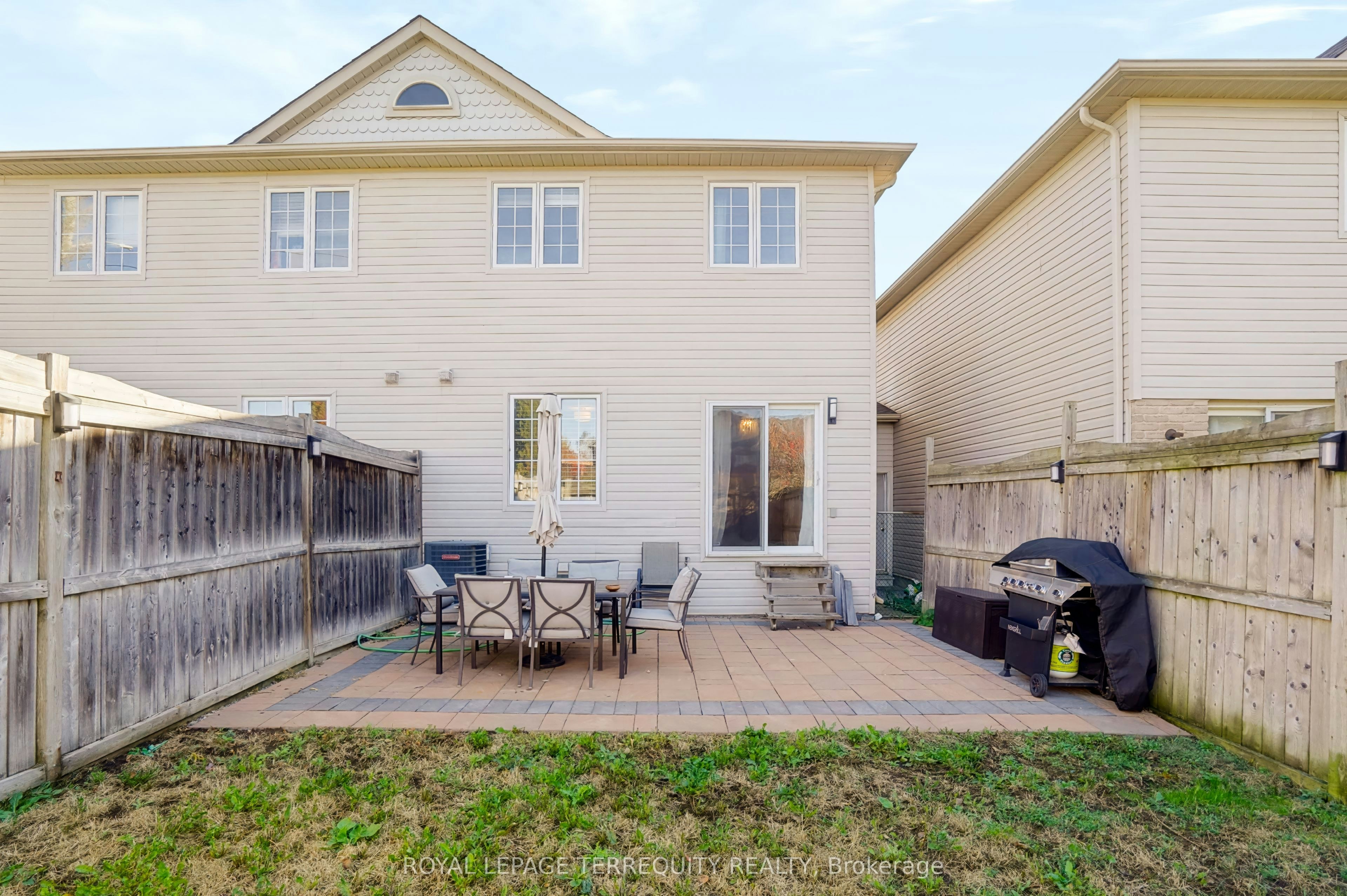 19-253 Sprucewood Crescent W, Clarington, ON, L1C 0G6 - 22