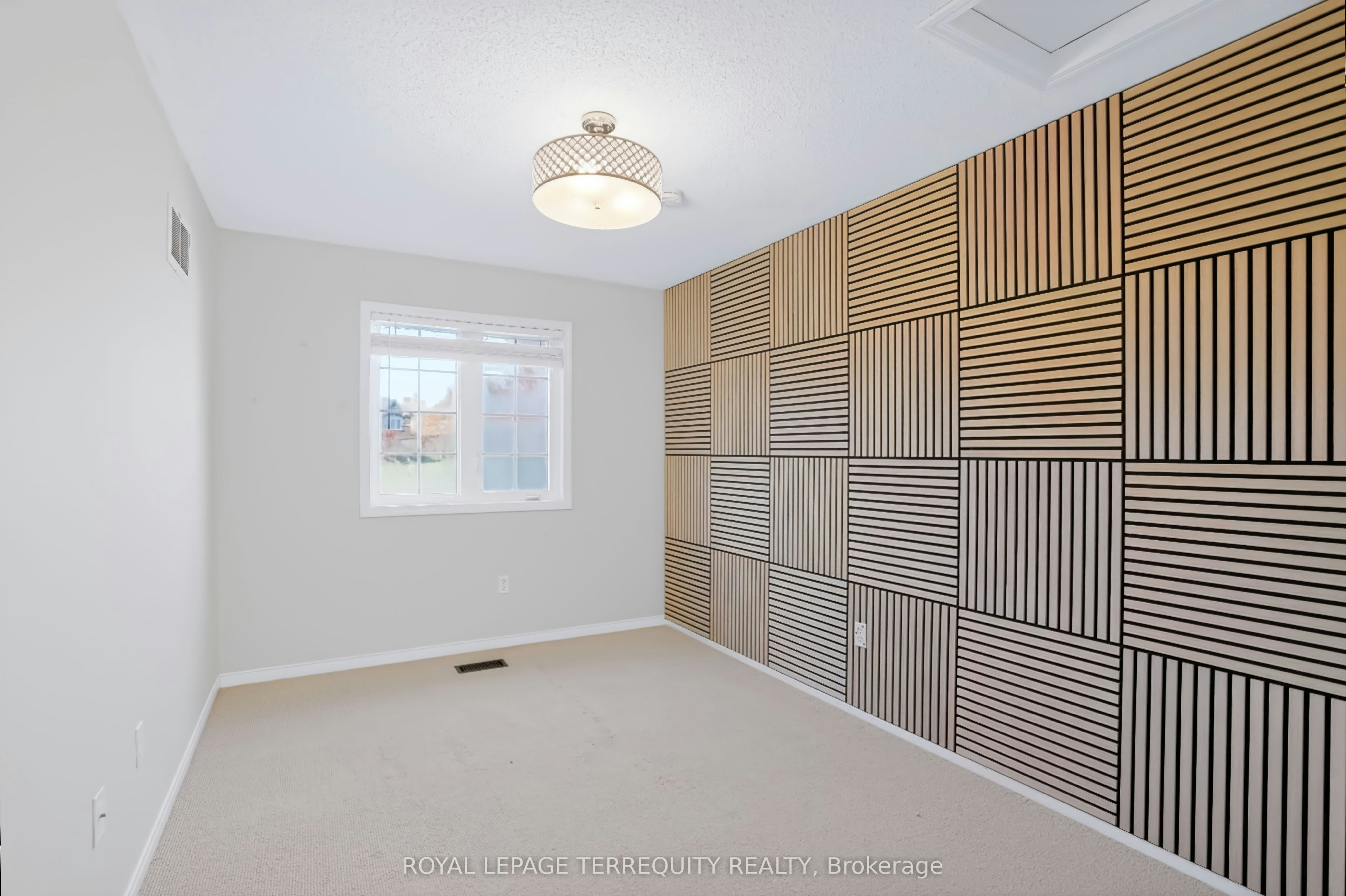 19-253 Sprucewood Crescent W, Clarington, ON, L1C 0G6 - 29