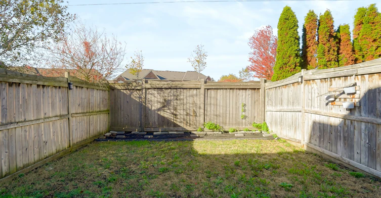19-253 Sprucewood Crescent W, Clarington, ON, L1C 0G6 - 21