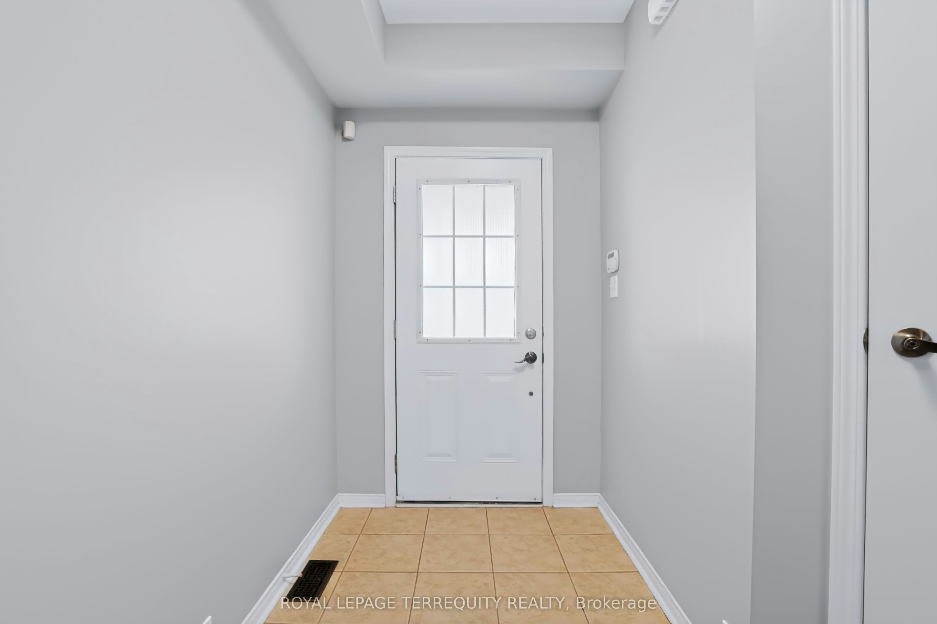 19-253 Sprucewood Crescent W, Clarington, ON, L1C 0G6 - 43