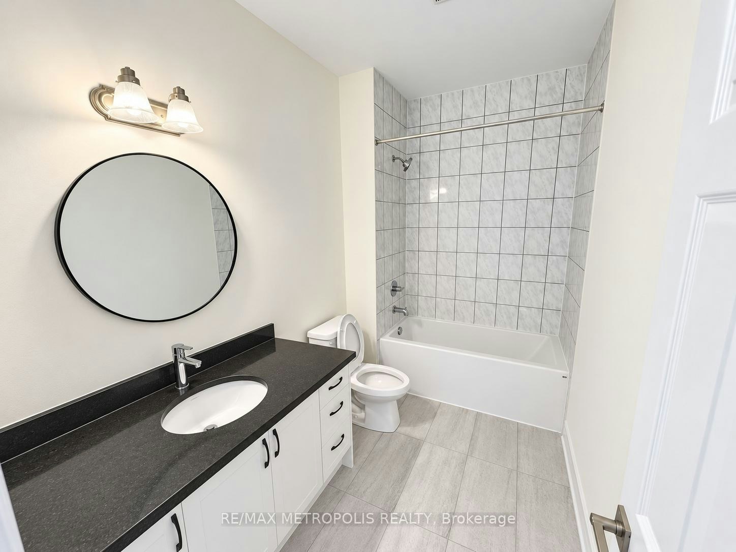 2224 Beckman Crescent, Oshawa, ON, L1L 0W8 - 10