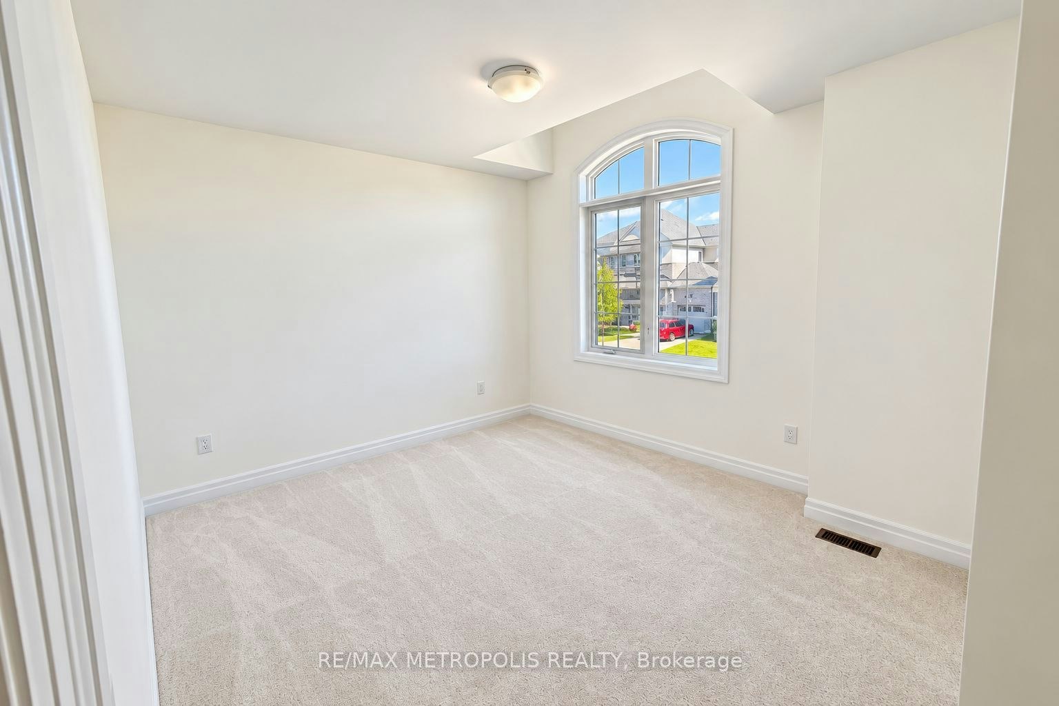 2224 Beckman Crescent, Oshawa, ON, L1L 0W8 - 5