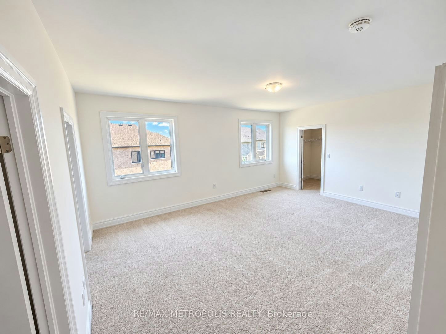 2224 Beckman Crescent, Oshawa, ON, L1L 0W8 - 2