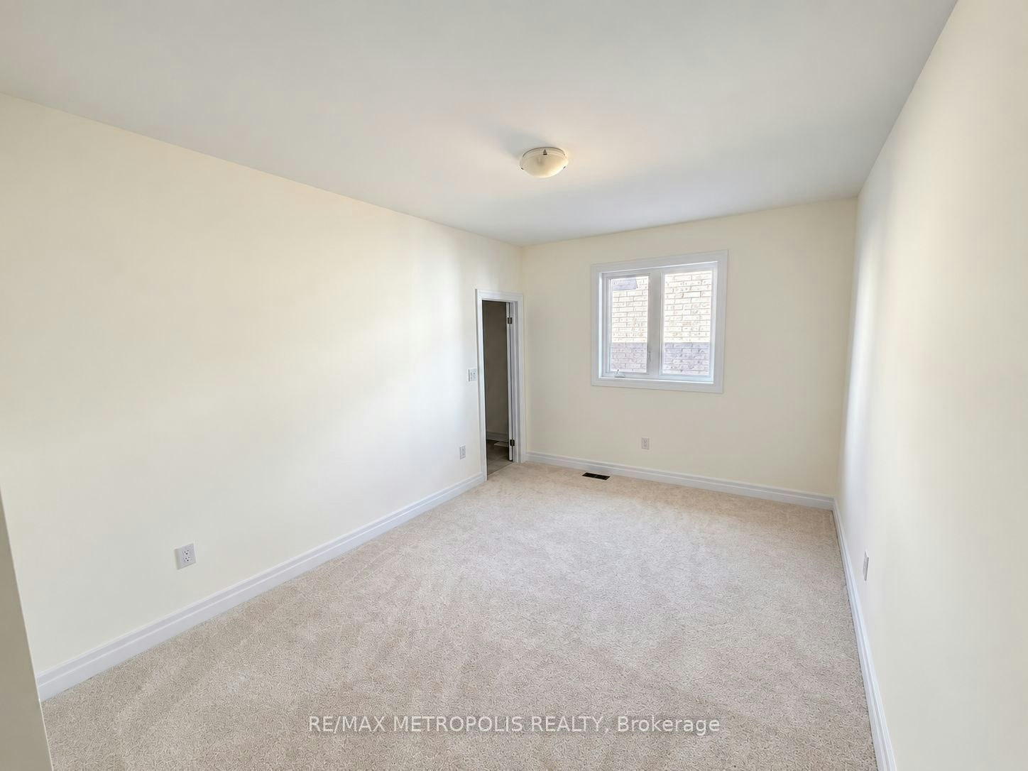 2224 Beckman Crescent, Oshawa, ON, L1L 0W8