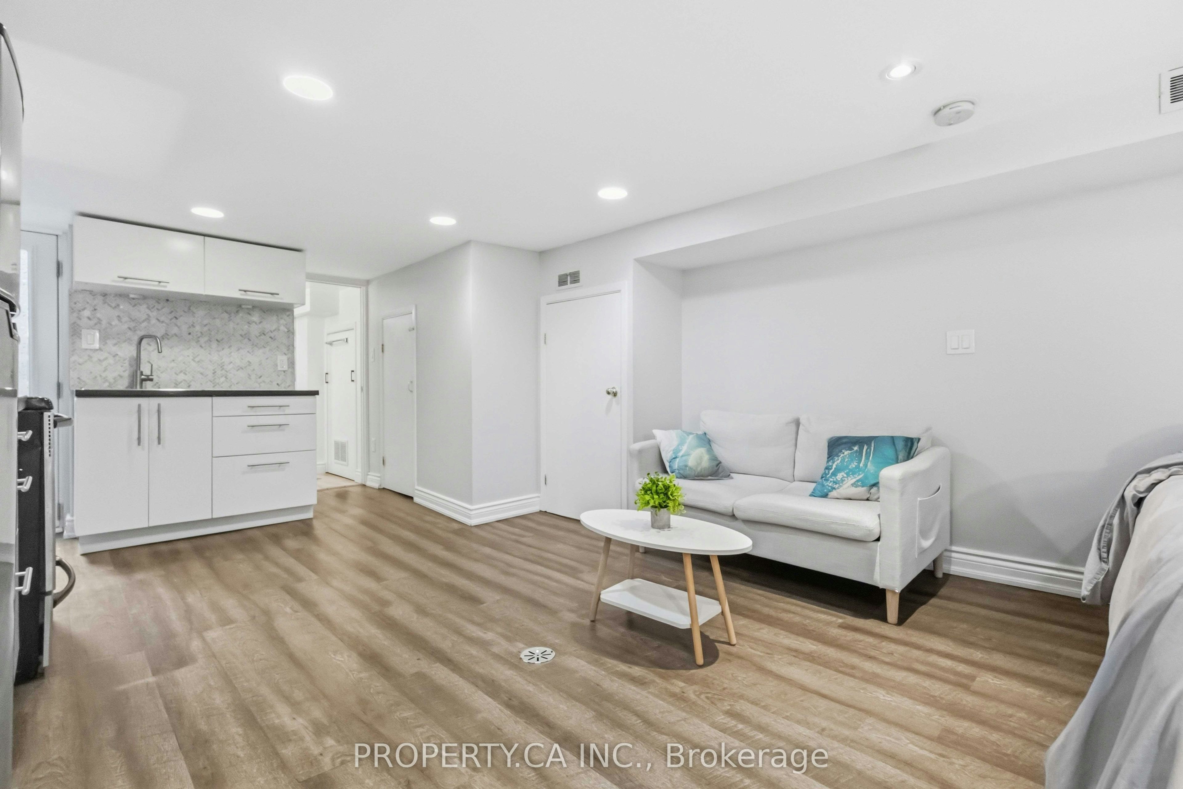Bsmt-175 Coleman Avenue, Toronto, ON, M4C 1P9 - 14