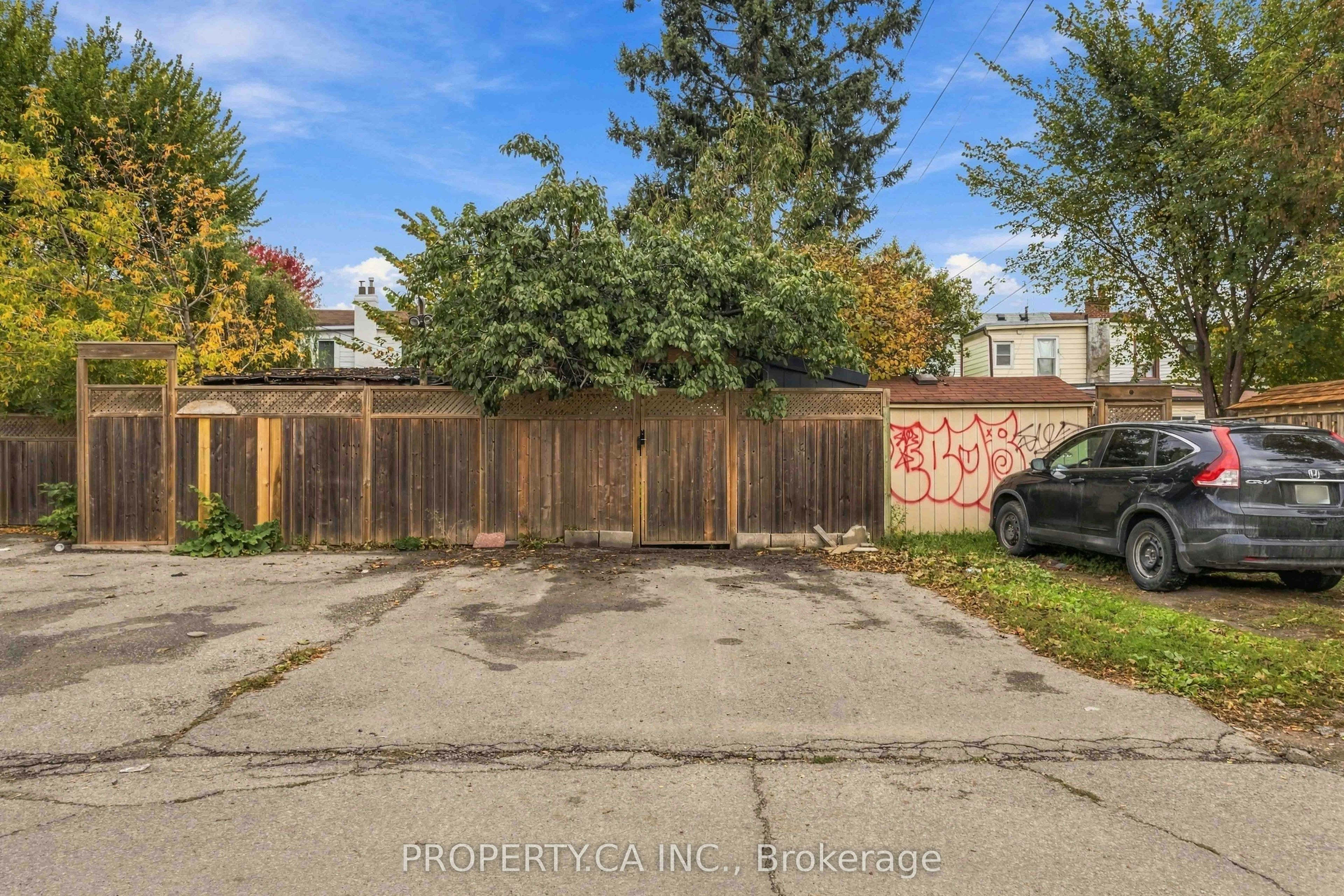 Bsmt-175 Coleman Avenue, Toronto, ON, M4C 1P9 - 30