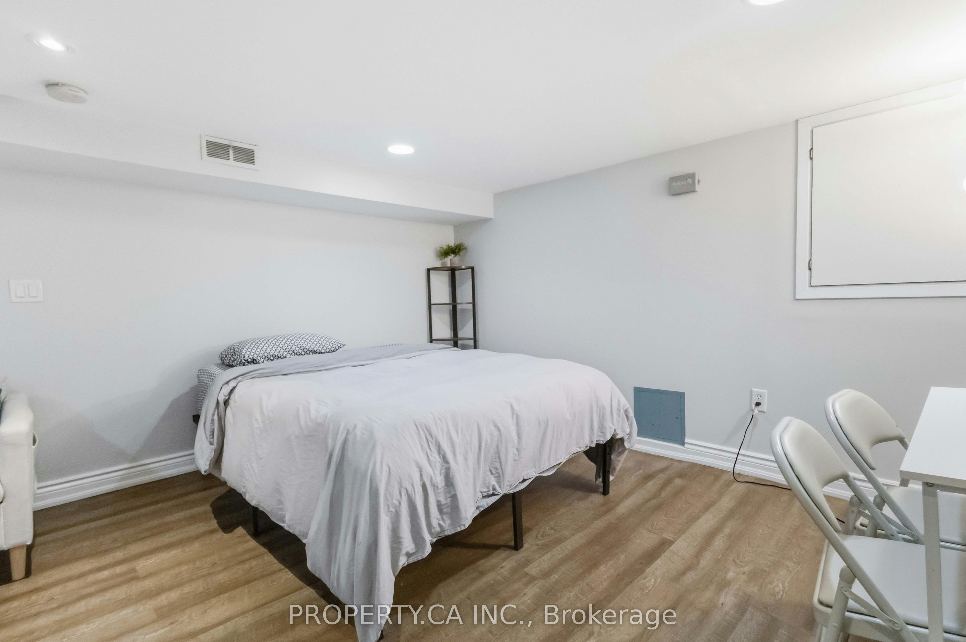 Bsmt-175 Coleman Avenue, Toronto, ON, M4C 1P9 - 17