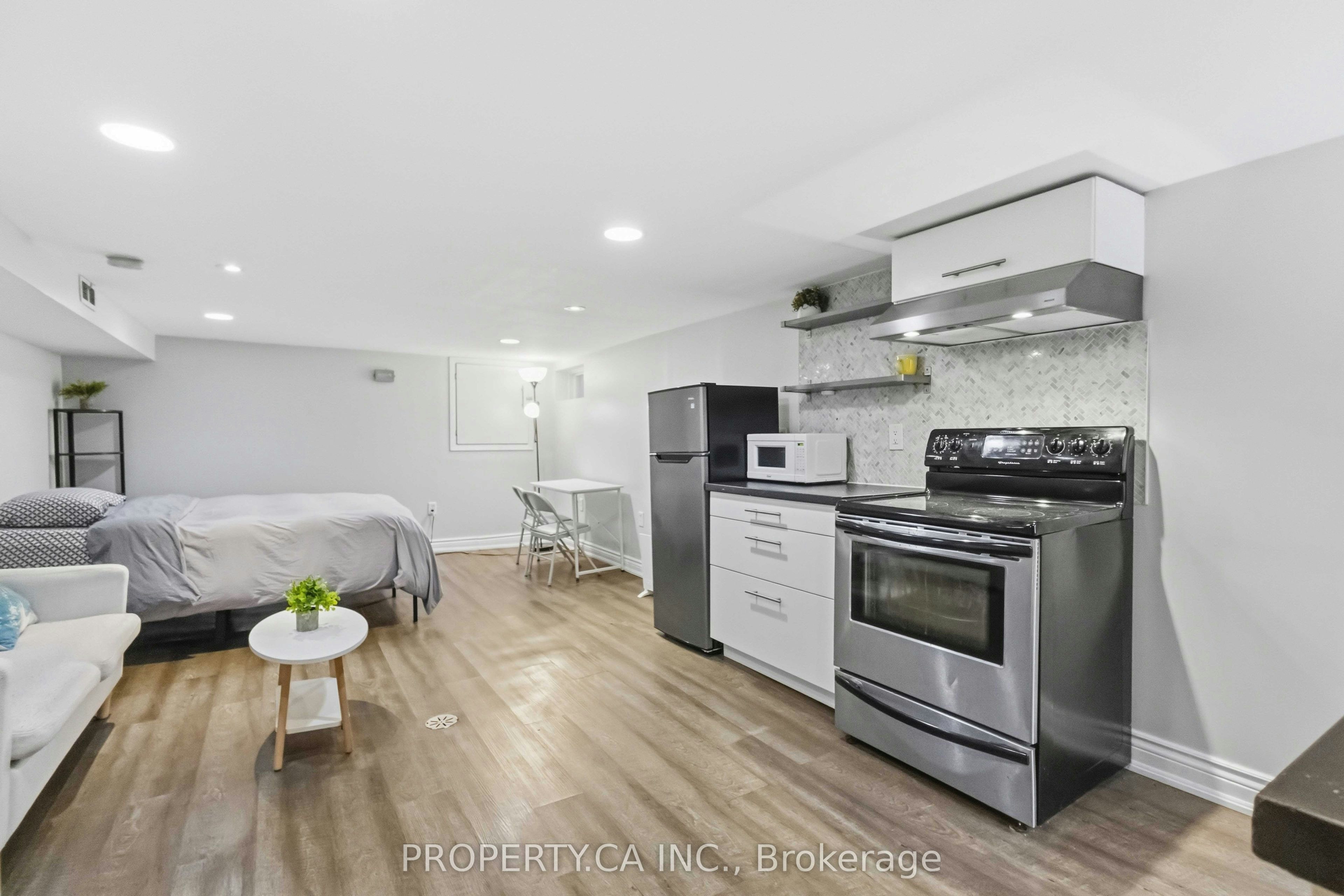 Bsmt-175 Coleman Avenue, Toronto, ON, M4C 1P9 - 10