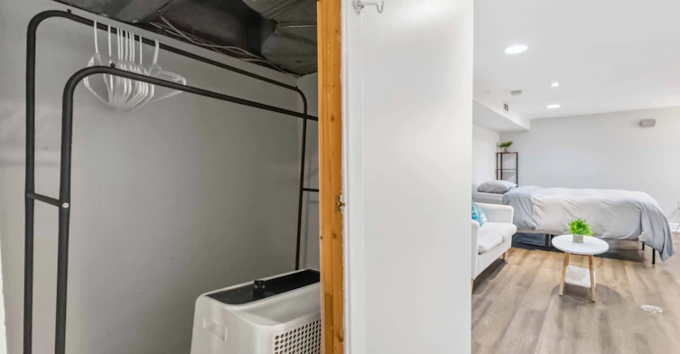 Bsmt-175 Coleman Avenue, Toronto, ON, M4C 1P9 - 23