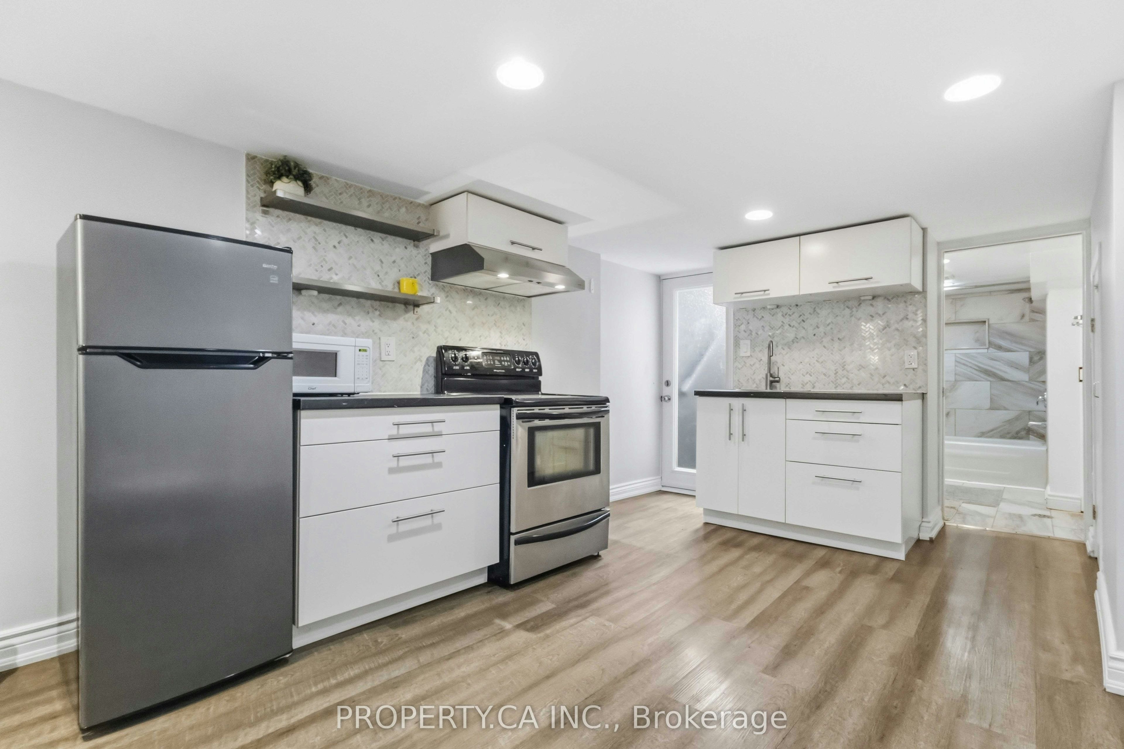 Bsmt-175 Coleman Avenue, Toronto, ON, M4C 1P9 - 8