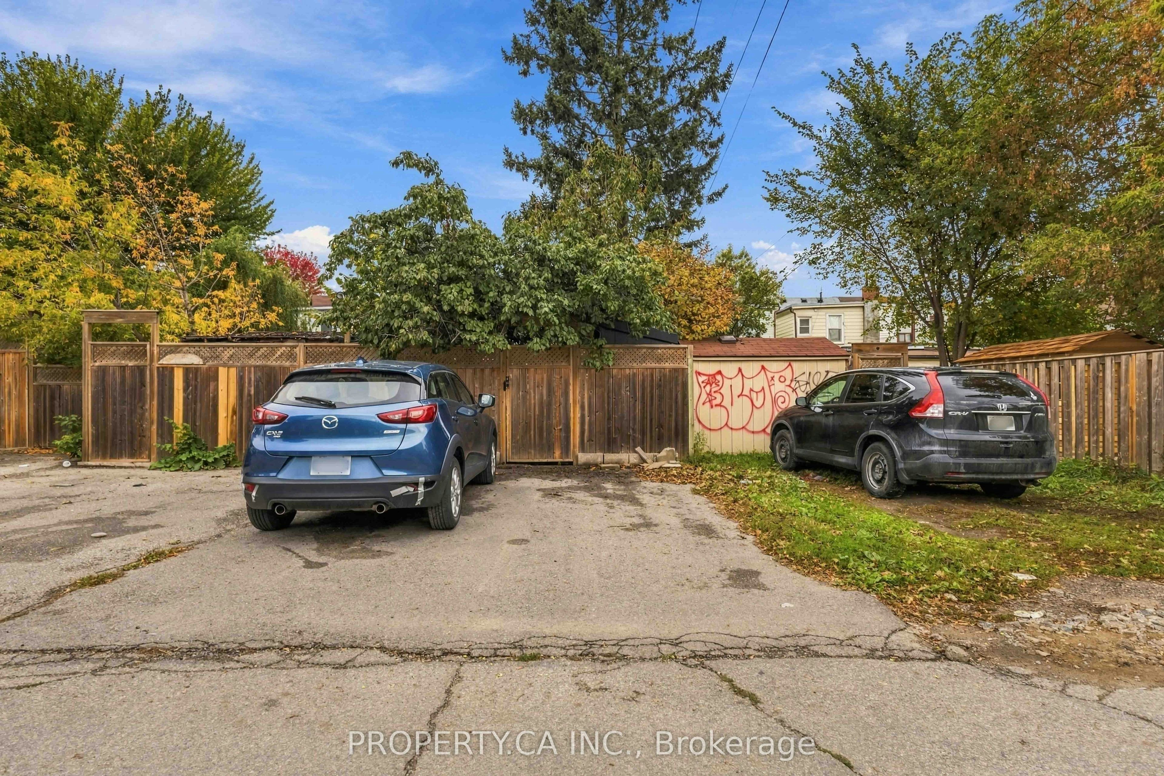 Bsmt-175 Coleman Avenue, Toronto, ON, M4C 1P9 - 28