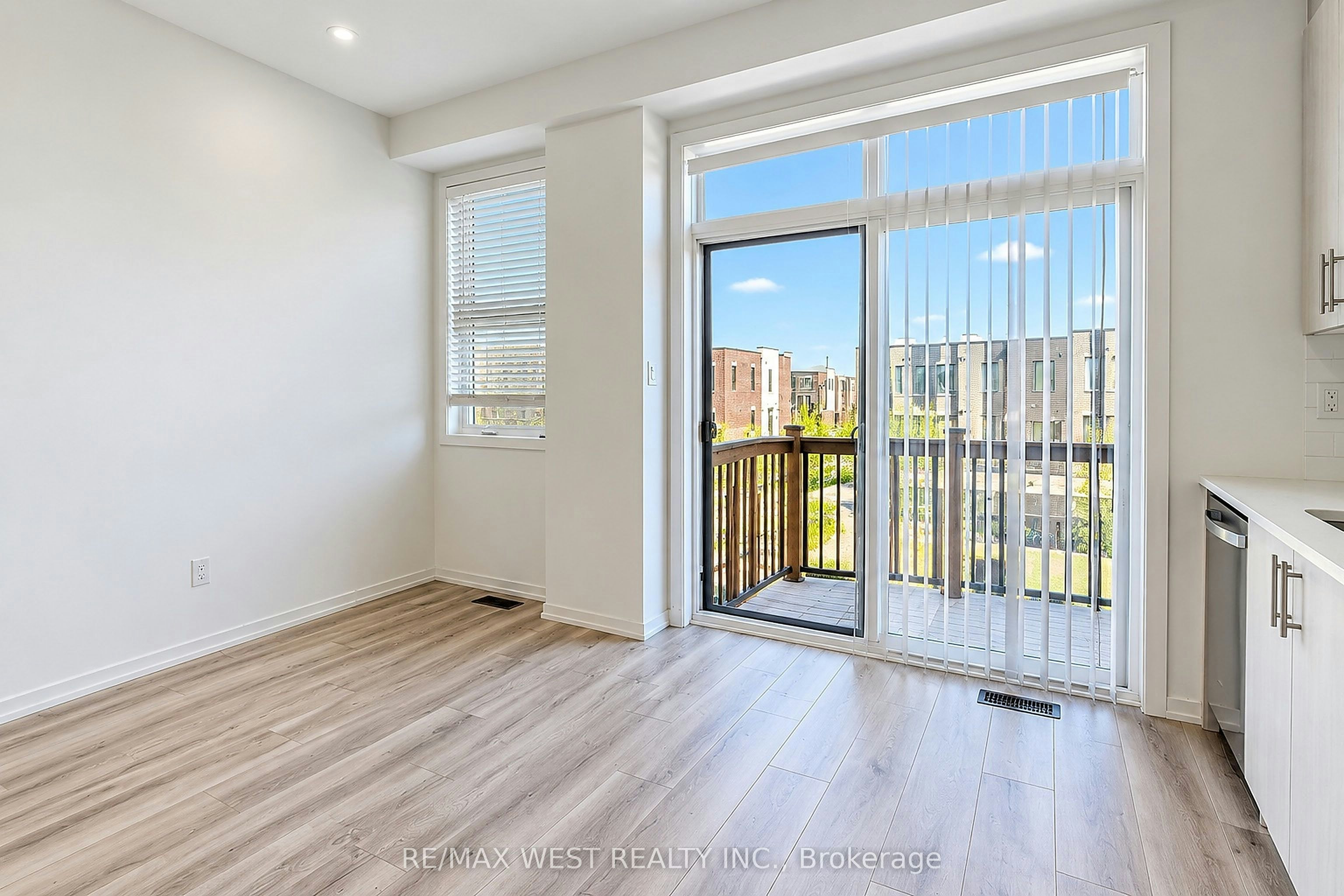 227 Monarch Avenue, Ajax, ON, L1S 7M3 - 9