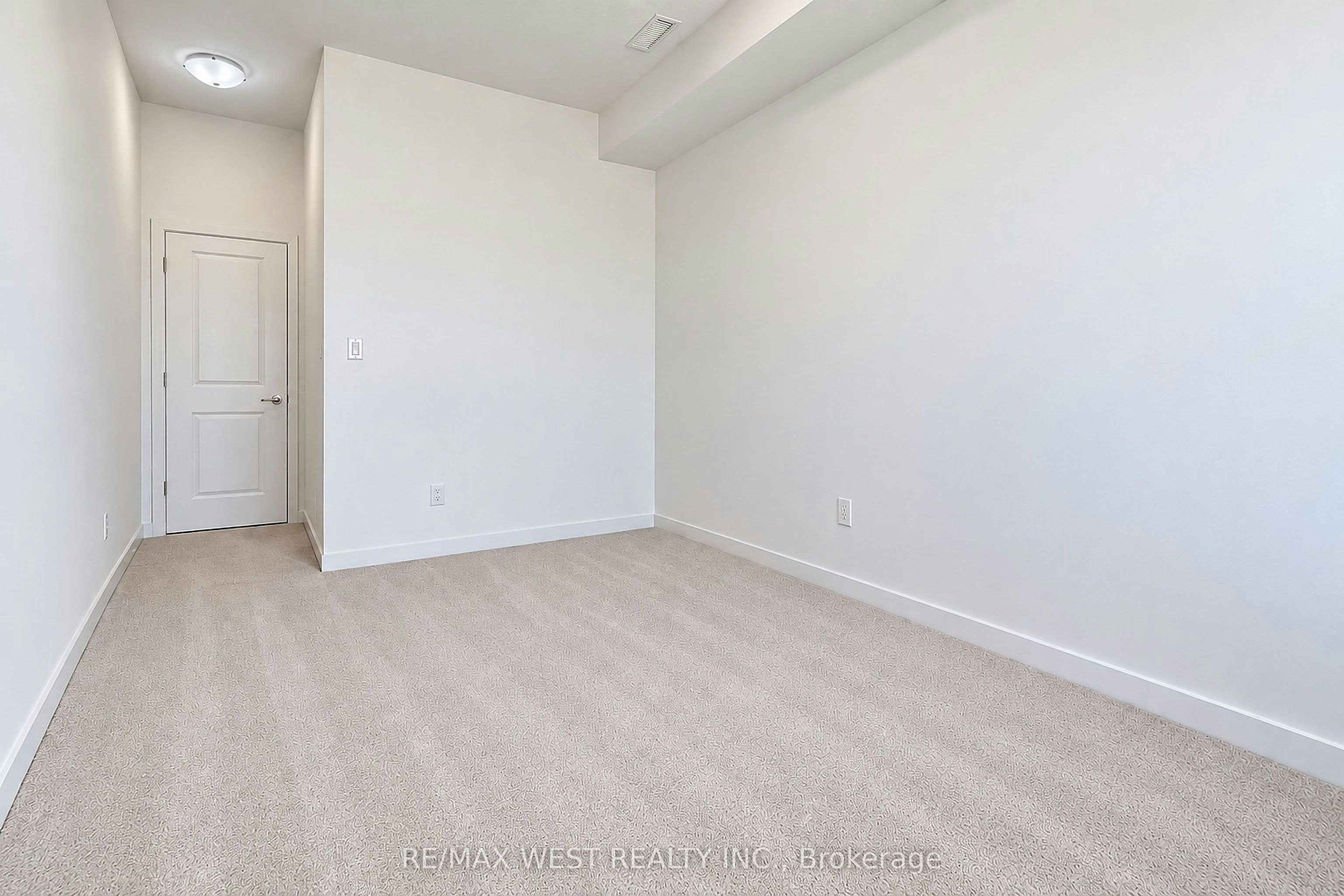 227 Monarch Avenue, Ajax, ON, L1S 7M3 - 3